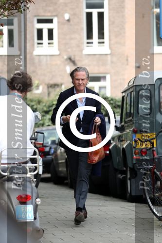 Amsterdam 9 april 2016
Jort Kelder in Amsetrdam zuid. Hij gaat naar suit supply