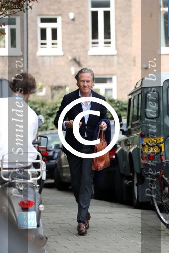 Amsterdam 9 april 2016
Jort Kelder in Amsetrdam zuid. Hij gaat naar suit supply