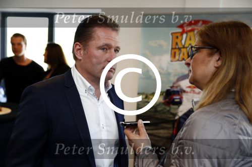 Zandvoort 20 april 2016
Persconferentie Max Verstapen ivm race event ism met Circuitpark Zandvoort en Jumbo.
Prins Bernhard Junior Jos Verstappen en Frits v Eerd waren aanwezig.
