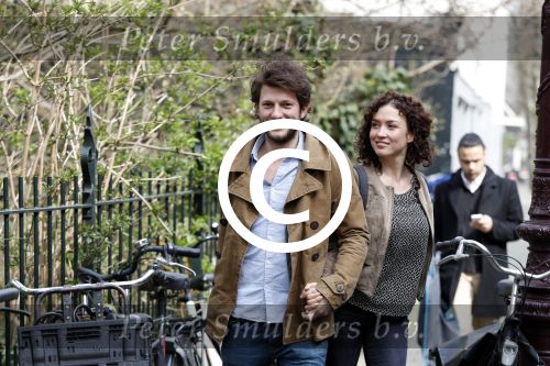 Amsterdam 2 april 2016
Katja Schuurman en haar vriend Freek v Noortwijk in het vondelpark.