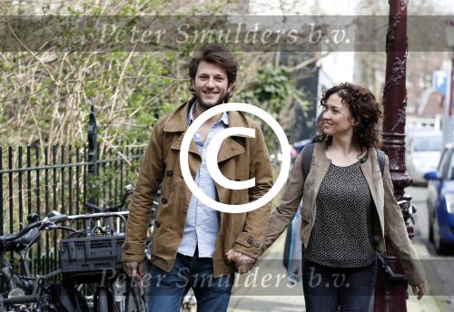 Amsterdam 2 april 2016
Katja Schuurman en haar vriend Freek v Noortwijk in het vondelpark.
