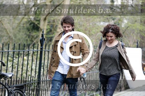 Amsterdam 2 april 2016
Katja Schuurman en haar vriend Freek v Noortwijk in het vondelpark.