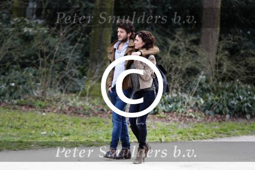 Amsterdam 2 april 2016
Katja Schuurman en haar vriend Freek v Noortwijk in het vondelpark.