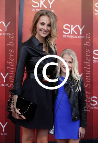 Amsterdam  3 april 2016
Premiere musical Sky in het Amsterdam theater.
Kelly Weekers met Day en John Ewbank