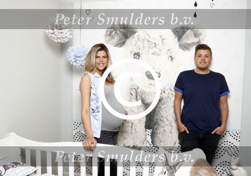 Hilversum 14 april 2016
Jaap Reesema en zijn zwangere vriendin Kim Kotter in de babykamer.