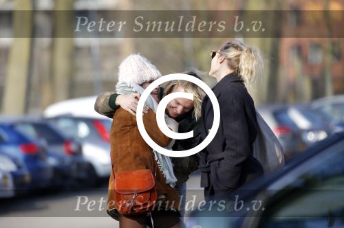 Amsterdam 12 maart 2016 
Lauren Verster met haar nieuwe vriend Jasper Diepeveen en Kimberley Klaver bij de bosbaan.