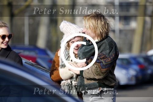 Amsterdam 12 maart 2016 
Lauren Verster met haar nieuwe vriend Jasper Diepeveen en Kimberley Klaver bij de bosbaan.