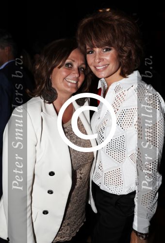 Amsterdam 3 april 2016
Premiere musical Sky in het Amsterdam theater.
Leontine Borsato met zus Laura