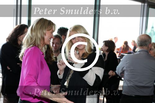 Amsterdam 11 april 2016
Boek presentatie Xenia Kasper in het hilton double tree hotel. Linda de Mol en Natasja Froger