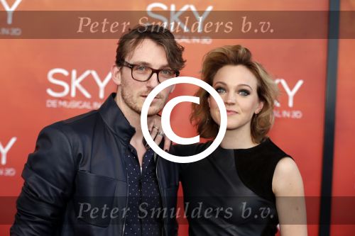 Amsterdam  3 april 2016
Premiere musical Sky in het Amsterdam theater.
Loes haverkort met ...