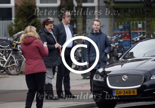 Amsterdam 22 maart 2016 
Marjolein Touw met vriend en .... bij nieuwe auto.
