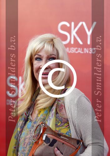 Amsterdam  3 april 2016
Premiere musical Sky in het Amsterdam theater.
Mary Borsato