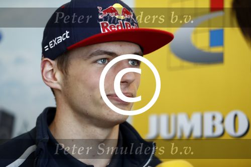 Zandvoort 20 april 2016
Persconferentie Max Verstapen ivm race event ism met Circuitpark Zandvoort en Jumbo.
Prins Bernhard Junior Jos Verstappen en Frits v Eerd waren aanwezig.