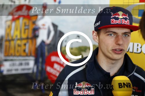Zandvoort 20 april 2016
Persconferentie Max Verstapen ivm race event ism met Circuitpark Zandvoort en Jumbo.
Prins Bernhard Junior Jos Verstappen en Frits v Eerd waren aanwezig.