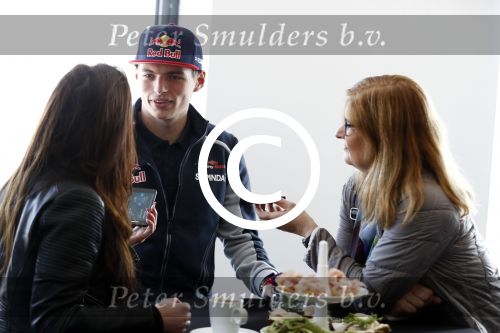 Zandvoort 20 april 2016
Persconferentie Max Verstapen ivm race event ism met Circuitpark Zandvoort en Jumbo.
Prins Bernhard Junior Jos Verstappen en Frits v Eerd waren aanwezig.