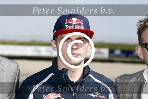 Zandvoort 20 april 2016
Persconferentie Max Verstapen ivm race event ism met Circuitpark Zandvoort en Jumbo.
Prins Bernhard Junior Jos Verstappen en Frits v Eerd waren aanwezig.