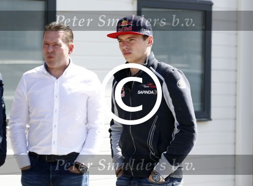 Zandvoort 20 april 2016
Persconferentie Max Verstapen ivm race event ism met Circuitpark Zandvoort en Jumbo.
Prins Bernhard Junior Jos Verstappen en Frits v Eerd waren aanwezig.