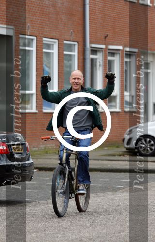Amsterdam 21 maart 2016  
Maxim hartman op de fiets
