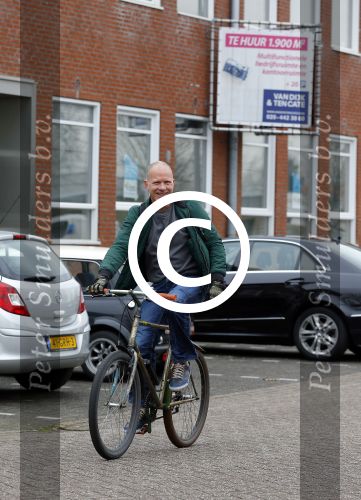 Amsterdam 21 maart 2016  
Maxim hartman op de fiets