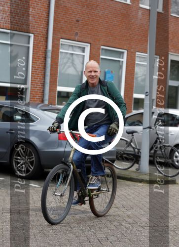Amsterdam 21 maart 2016  
Maxim hartman op de fiets