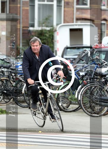 Amsterdam 6 april 2016 
Michiel Romeyn op de fiets