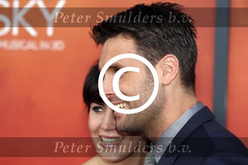 Amsterdam  3 april 2016
Premiere musical Sky in het Amsterdam theater. Nick Schilder met zijn vriendin/vrouw