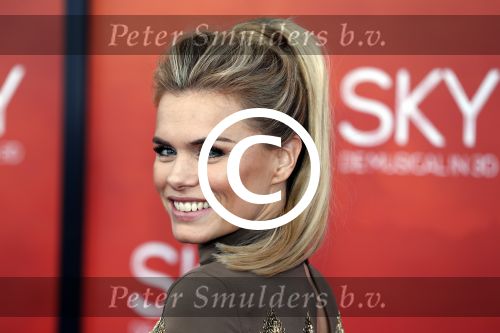 Amsterdam  3 april 2016
Premiere musical Sky in het Amsterdam theater.
Nicolette van Dam met man Bas Smit