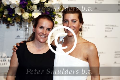 Amsterdam 15 april 2016
Premiere Natiuonaal Ballet in de stopera.
Nicolien Sauerbreij met een vriendin