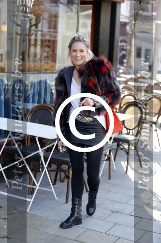 Amsterdam 16 maart 2016
Nikkie Plessen wordt gefotografeerd voor haar instagram.