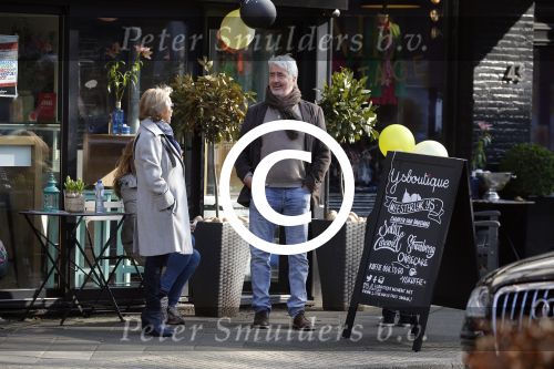 Amsterdam 12 maart 2016 
Nina Brink met dochter kleinzoon en Pieter Storms in Amsterdam zuid.