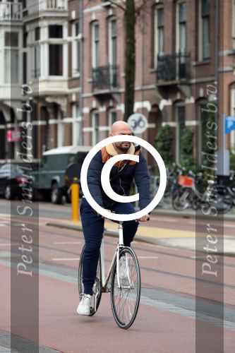 Amsterdam 8 april 2016
Oscar Aerts op de fiets in amsterdam zuid