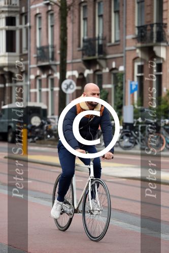 Amsterdam 8 april 2016
Oscar Aerts op de fiets in amsterdam zuid
