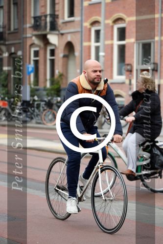 Amsterdam 8 april 2016
Oscar Aerts op de fiets in amsterdam zuid