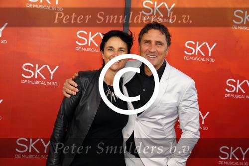 Amsterdam  3 april 2016
Premiere musical Sky in het Amsterdam theater.
Peter de Monnink met zijn vrouw