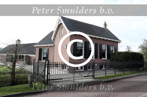 Abcoude 8 april 2016
Nieuwe huis/ villa van Peter v d Vorst in Abcoude.