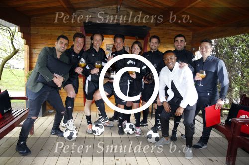 Rotterdam 13 april 2016
Life after Football LAF Voet golf met oa Eljero Elia Najib Amhali Pierre v Hooijdonk Fajah Lourens Joelle Witschge Ramon Beuk Evgeniy Levchencko Michael Mols Romano Denneboom Kahlid Boularouz en de organisatoren Regi Blinker enSoufian Asafiati