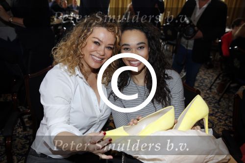 Amsterdam 21 maart 2016  
Strong woman award in het amstel hotel. Willeke Alberti wint de award.
Antje en Romy Monteiro