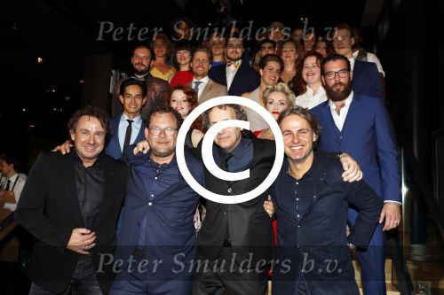 Amsterdam 3 april 2016
Premiere musical Sky in het Amsterdam theater.
Robin de Levita John Ewbank Marco Borsato en Kees Abrahams