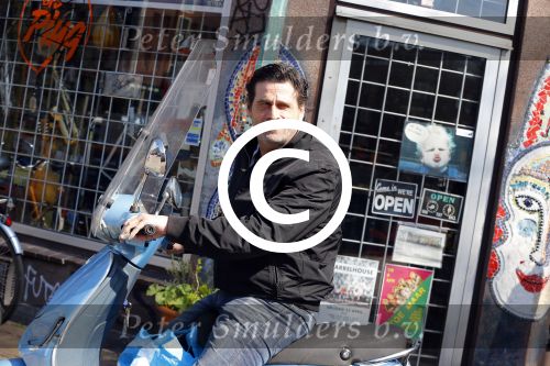 Amsterdam 10 april 2016 
Steve Brown op zijn vespa scooter.