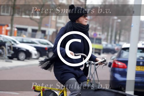 Amsterdam 31 maart 2016 
Susan Visser op de fiets in Amsterdam.