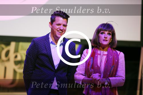 Aalsmeer 30 maart 2016
Presentatie nieuwe sbs6 programma s met oa irene Moors Kees Tol Patty Brard Tineke Schouten Ruben v d Meer Maik de Boer en Patty Brard.
