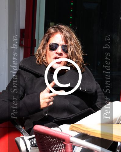 Amsterdam 11 april 2016 
Tygo Gernandt op terras in het zonnetje
