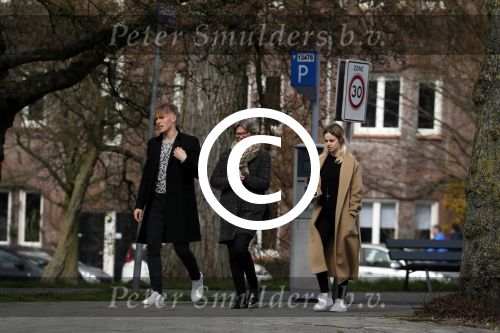 Amsterdam 2 april 2016 
Viktor Fischer met .... op straat in Amsterdam.
