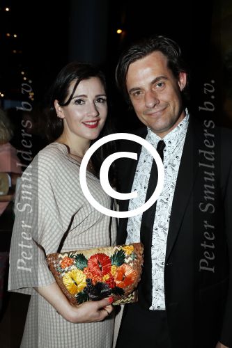 Amsterdam 3 april 2016
Premiere musical Sky in het Amsterdam theater. Vincent Croiset met vriendin Tina de Bruin