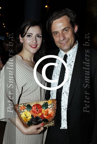 Amsterdam 3 april 2016
Premiere musical Sky in het Amsterdam theater. Vincent Croiset met vriendin Tina de Bruin