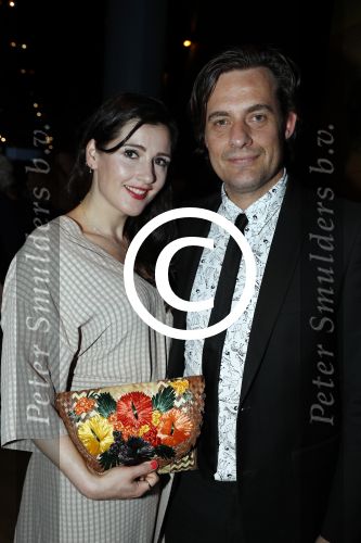 Amsterdam 3 april 2016
Premiere musical Sky in het Amsterdam theater. Vincent Croiset met vriendin Tina de Bruin