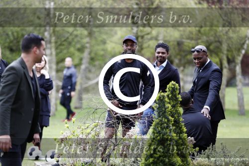 Rotterdam 13 april 2016
Life after Football LAF Voet golf met oa Eljero Elia Najib Amhali Pierre v Hooijdonk Fajah Lourens Joelle Witschge Ramon Beuk Evgeniy Levchencko Michael Mols Romano Denneboom Kahlid Boularouz en de organisatoren Regi Blinker enSoufian Asafiati