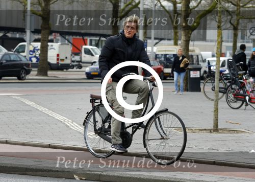 Amsterdam 20 maart 2016 
Wim Kieft op de fiets in Amsterdam rivierenbuurt