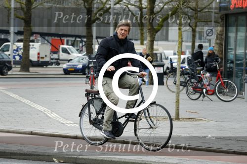 Amsterdam 20 maart 2016 
Wim Kieft op de fiets in Amsterdam rivierenbuurt