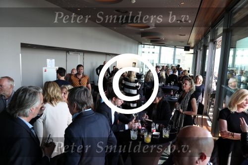 Amsterdam 11 april 2016
Boek presentatie Xenia Kasper in het hilton double tree hotel.
